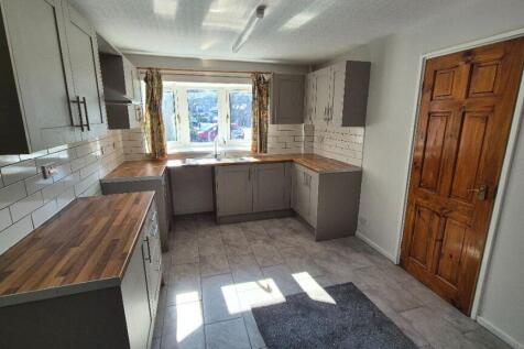 Clift Close, Willenhall photo 3