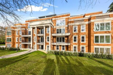 Weybridge, KT13 - property photo