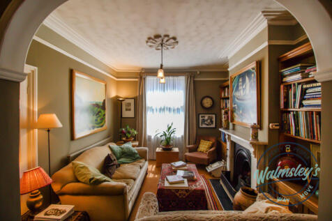 Front sitting room