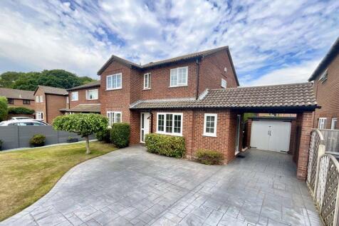 Bournemouth, BH7 - property photo