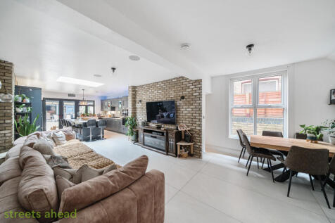 7c62dea2-cbe3-4db...