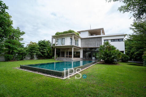4 Bedroom Villa For Sale - Sambour, Siem Reap
