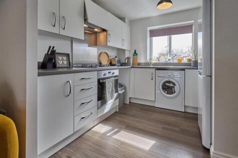 Fitted Kitchen to Rear