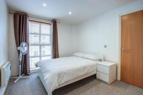 Curzon Place, Gateshead Quayside, Newcastle upon Tyne photo 5