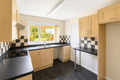 Whittington Close, Hythe, Southampton photo 4