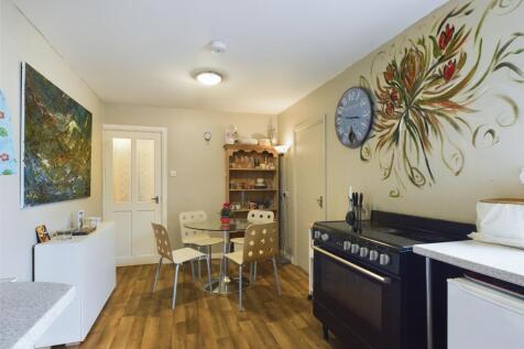 CAM02519G0-PR0188-STILL001