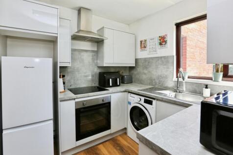 pbox-IMG.jpg
