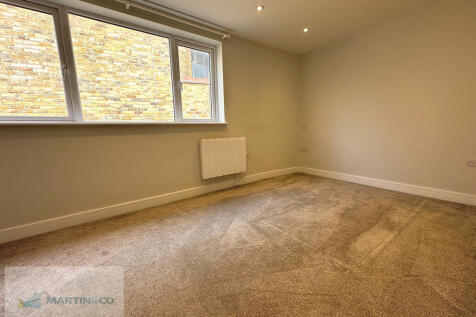 Hersham photo 5