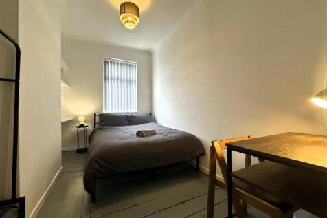 Bedroom 3 I.jpg