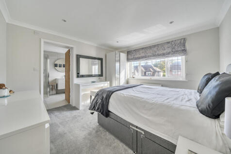 1359067-8-68daaf8...