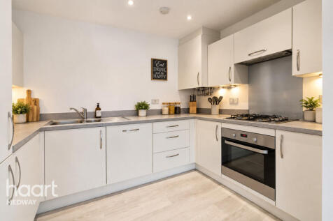 Newcomen Lane, Rochester. 1 bedroom flat for sale