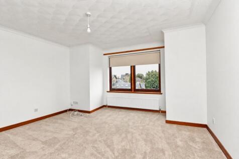 Lounge Angle 1