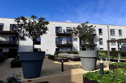 20250919_095605476_iOS