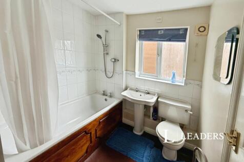 Merino Close, Stoke-on-Trent, Staffordshire, ST3 photo 3