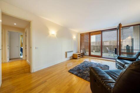 Reception / Kitchen