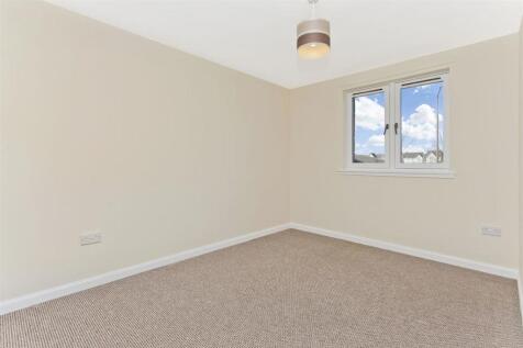 Goldpark Place, Eliburn, West Lothian, EH54 photo 4
