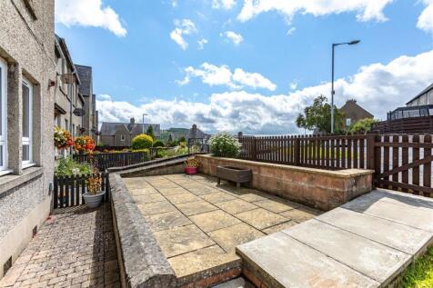 52 Forest Hill Outsides 06.JPG