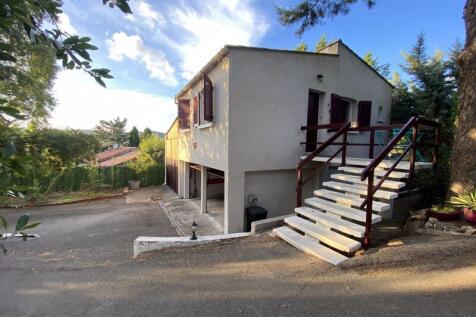 Loft apartment &amp;...