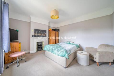 Ambleside Gardens, Streatham, London, SW16 photo 3