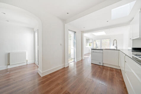 Kitchen/Breakfast Rm