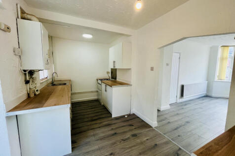 Harrowby Place, Willenhall, WV13 2RA photo 4