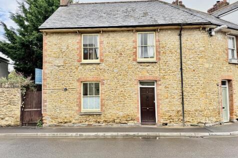 Castle Cary, BA7 - property photo