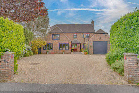 Front of Property with Detached Garag...