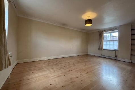 Lawsons Mews, Tonbridge photo 3