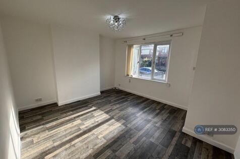 Heginbottom Crescent, Ashton-Under-Lyne, OL6 photo 5