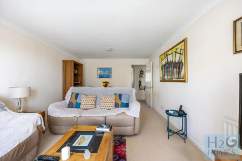 Collingwood Court...