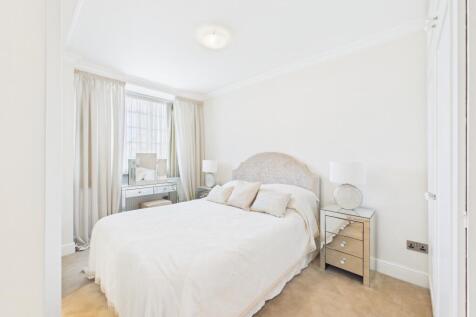 1-bed flat on Sloane Avenue, Chelsea, London, SW3, £2,350/mo