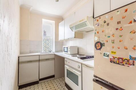kitchen (2).jpg