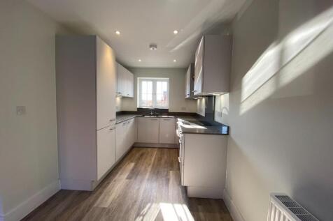 Dickens Close, Stratford-upon-Avon photo 3