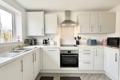 Kitchen/dining ro...