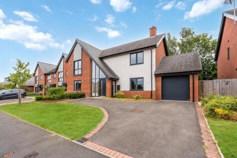 18 Kingswood Green_1.jpg