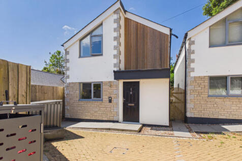 3 Bedroom Detached House for Sale