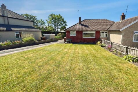 Front Elevation &amp; Garden