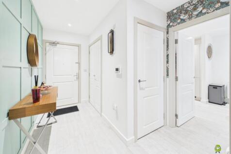 Presented by Clinton at EweMove Bexleyheath and Da