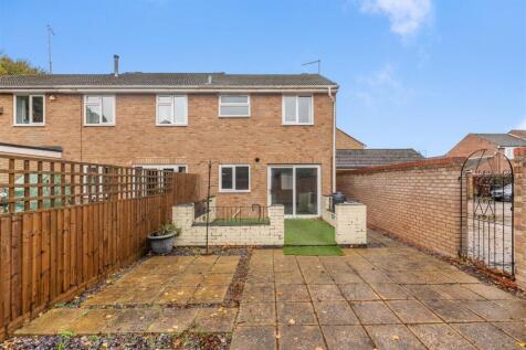 10 Maple Close, Banbury-13.jpg