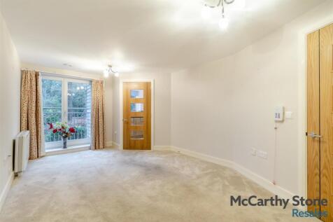 8676949-interior16.jpg