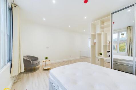 Flat 2, 19B Bridge Street Banbury photo 3