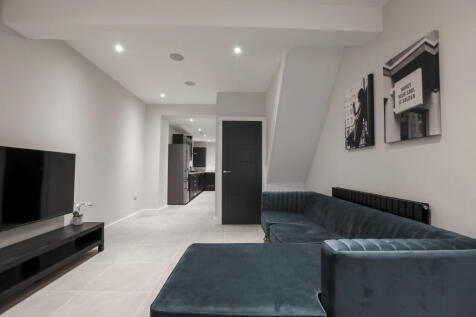 Banner Street, Liverpool, Merseyside, L15 photo 2
