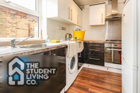 Wilford Grove, West Bridgford photo 4