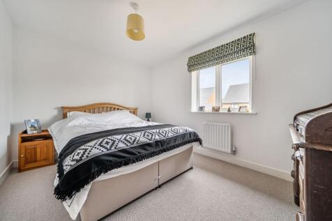 Bedroom One (2)