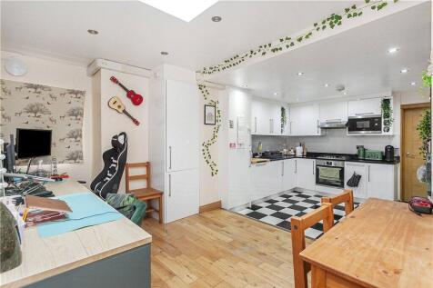 Kitchen/Lounge