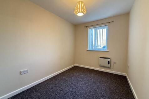 3 Langdale Grove photo 4