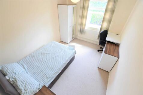 27/28 - Aubourn Avenue - Student House photo 3