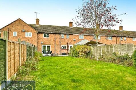 rear garden to house