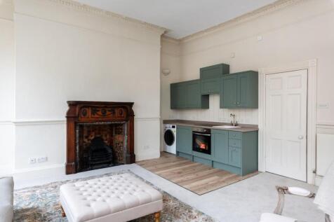First Floor Flat, 3 Bedford Street, Bath BA1 6AD-3