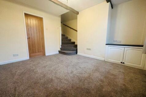 36 Fountain St, Macclesfield, SK10 1JN photo 3